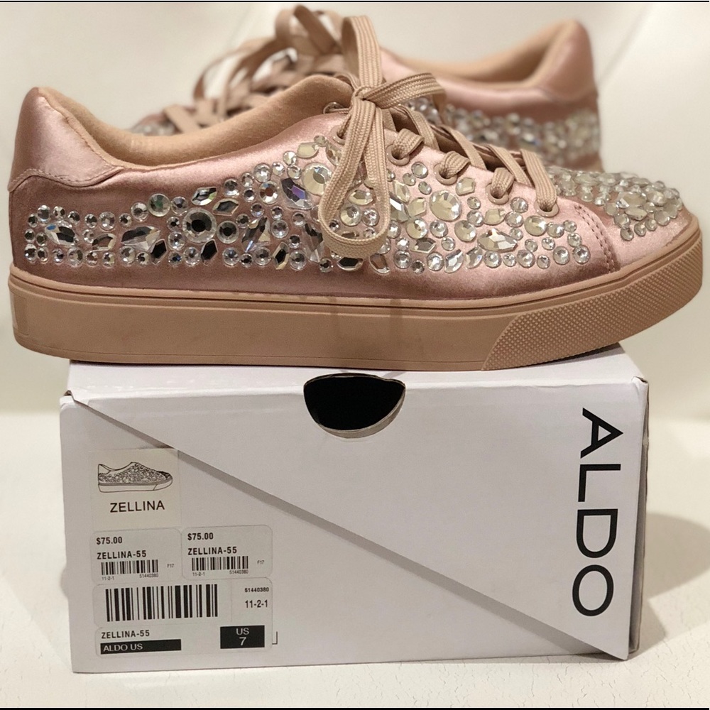 Aldo Zellina Light Pink Crystal Stud Sneaker SZ 7